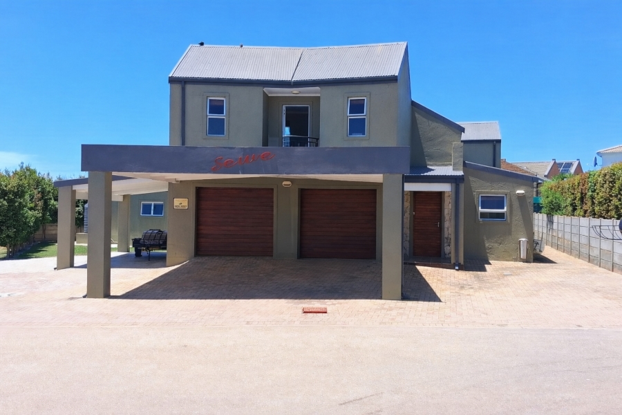 6 Bedroom Property for Sale in Stilbaai Wes Western Cape